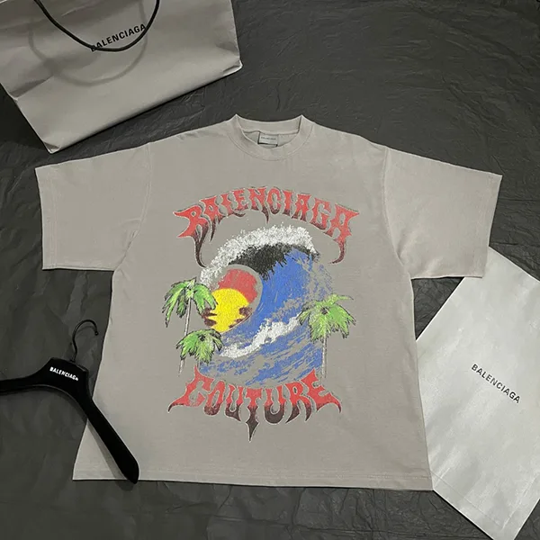すぐ届く 【バレンシアガ】プリント コットンジャージー Tシャツ 偽物 bam97855