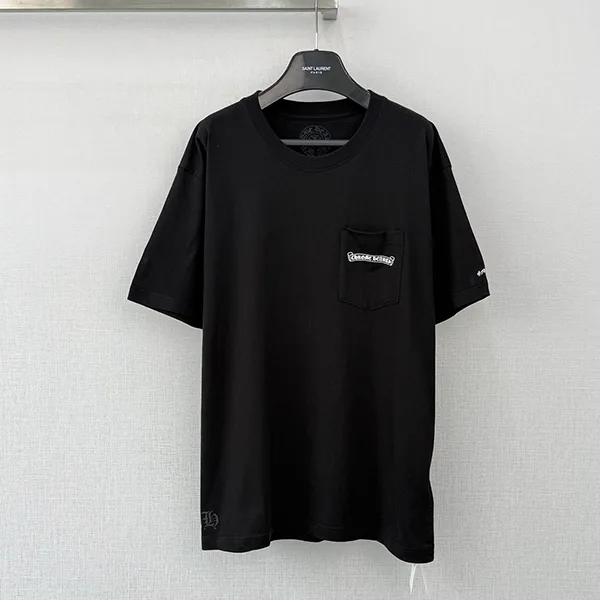 クロムハーツ スクロール Tシャツ コピー Scroll Tee blk Kuk82975