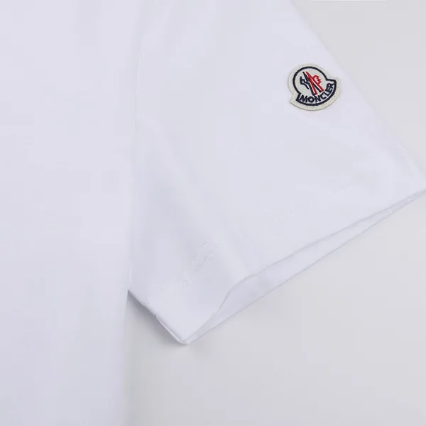 モンクレール ラミネートプリント入り 半袖Tシャツ J10918C0004089AJS99