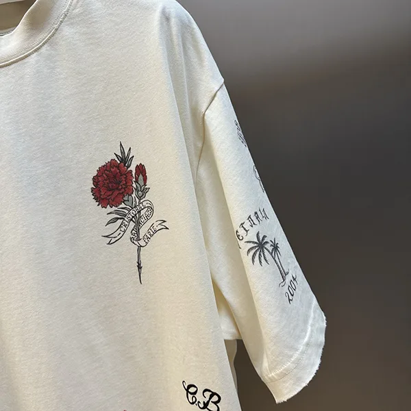 注目★バレンシアガ メンズ オーバーサイズ Tattoo Tシャツ クリーム bab00822