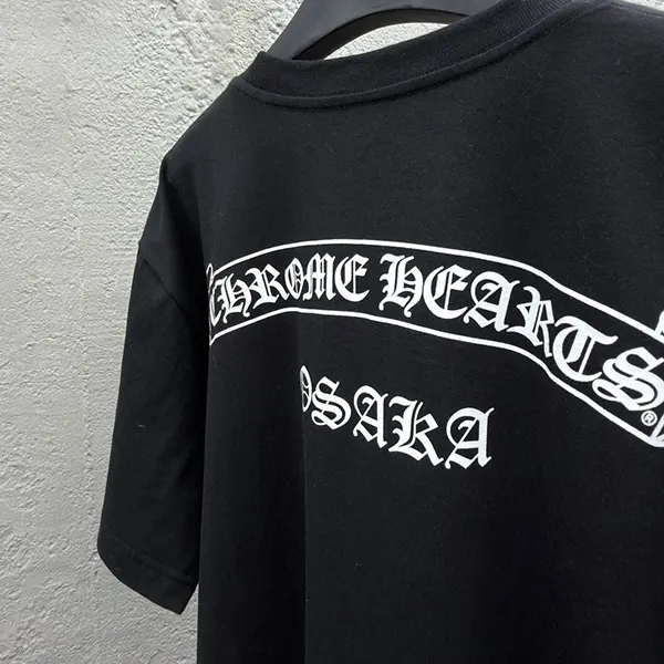 ブティック♪ クロムハーツ スクロールラベル半袖Tシャツ コピー Kue52326