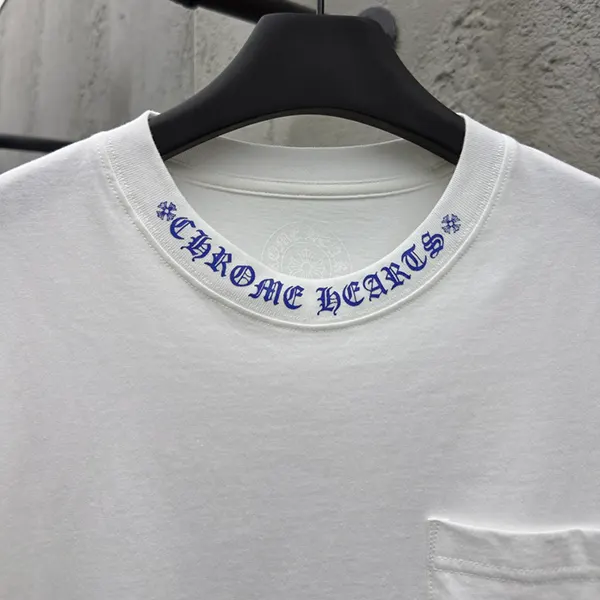 クロムハーツ オリーブ スクリプト ロゴ Tシャツ 激安 ホワイト Kun68421