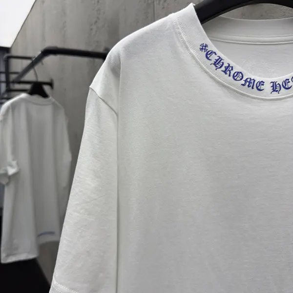 クロムハーツ オリーブ スクリプト ロゴ Tシャツ 激安 ホワイト Kun68421