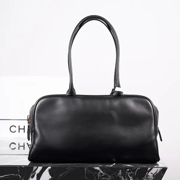 高級ブランド シャネル ラージボウリングバックカフスキン shs14295