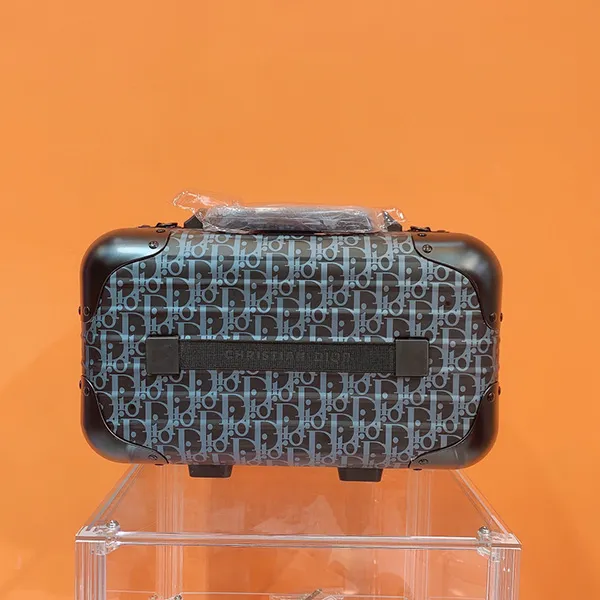 リモワ×ディオールコラボ キャリーオンケース スーパーコピー ハンドケース アルミニウム オブリーク ブラック rig04096