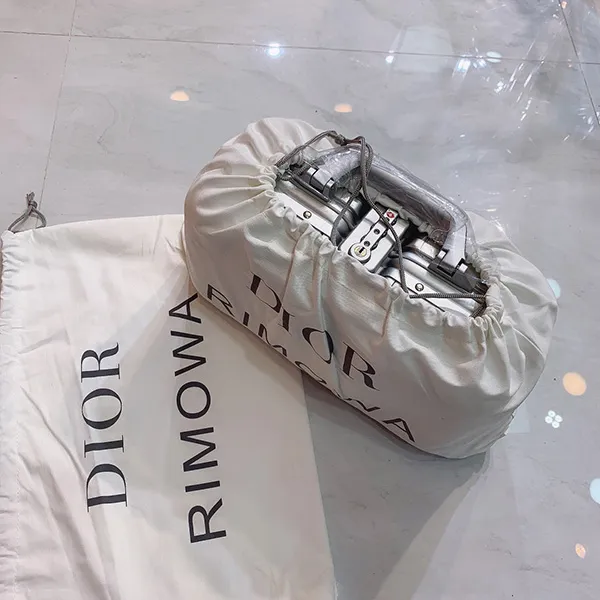 ディオール x リモワ スーパーコピー キャリーオン ケース アルミニウム ディオール オブリーク ric66694