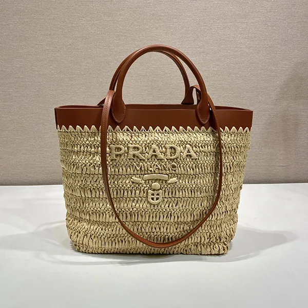 プラダ スモール クロシェxレザー トートバッグ スーパーコピー 2M2Q