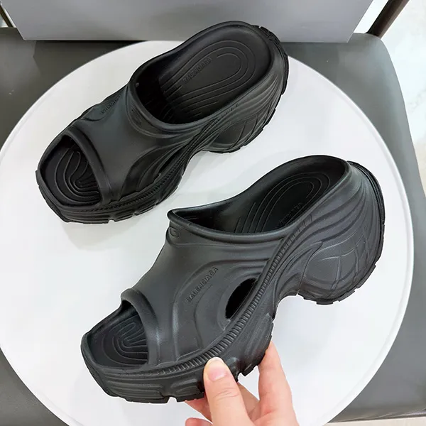 長く使える♪【バレンシアガ スーパーコピー】6XL スリッポン スライド bar81810