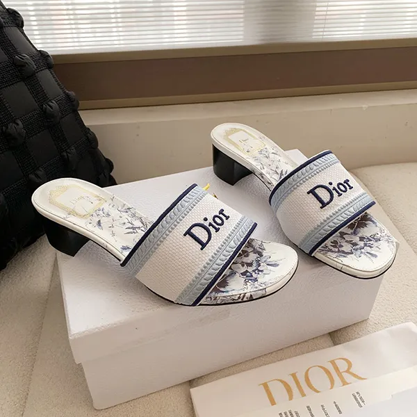 【フェミニンで可憐な花柄♪】ディオール スーパーコピー★Dway ヒールミュール KCO611TJW