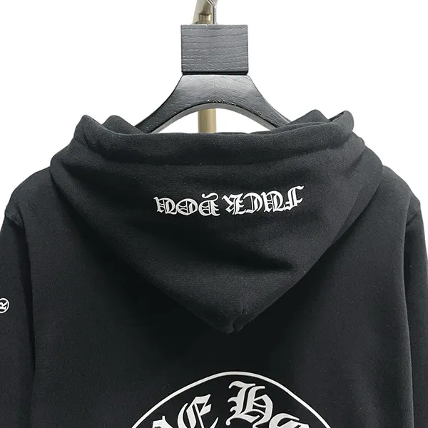 クロムハーツ OLD ZIP パーカー スーパーコピー バックホースシュー ダガージップアップ フーディ スウェットパーカー ブラック Kuh24921