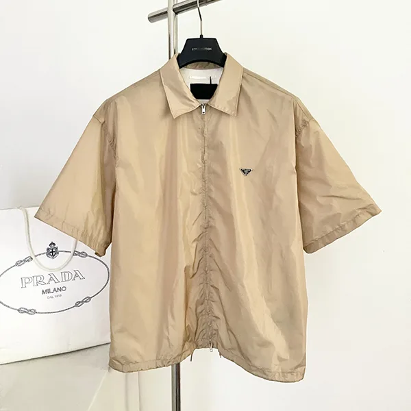 プラダ◆Re-Nylon 半袖 ジップアップシャツ メタルロゴ