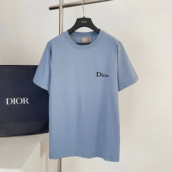 ディオール ロゴTシャツ 偽物 メンズ|洗練デザイン