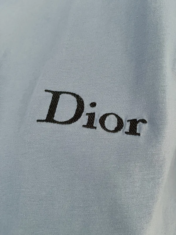 ディオール ロゴTシャツ 偽物 メンズ|洗練デザイン
