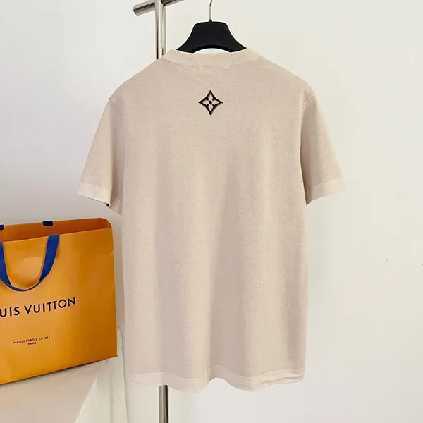 《大人カジュアル★》ルイヴィトン Tシャツ ジャガード ロゴ