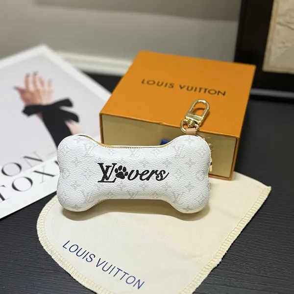 【ルイヴィトン コピー】バッグチャーム・LV ボーン 愛犬家におすすめ M02285