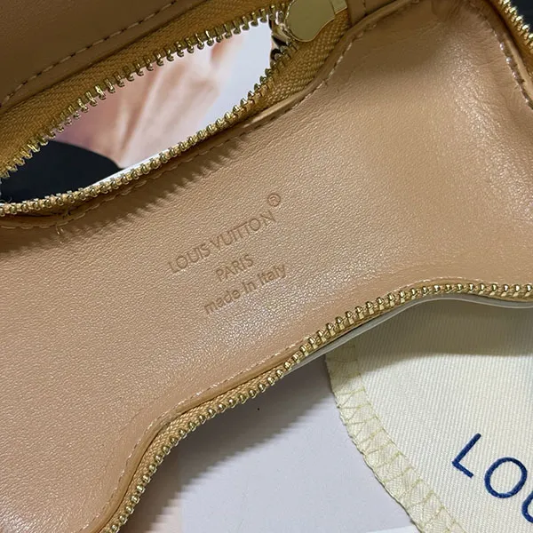 【ルイヴィトン コピー】バッグチャーム・LV ボーン 愛犬家におすすめ M02285
