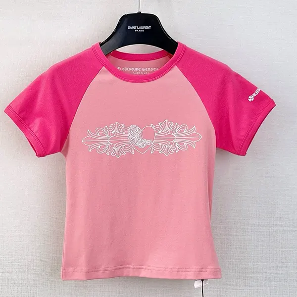 クロムハーツ ピンクバイン柄クロップドベビーシャツTシャツ