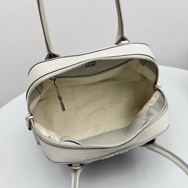 ミュウミュウ★ヴィヴァン ナッパレザー バッグ スモール 5BB200_2BBL