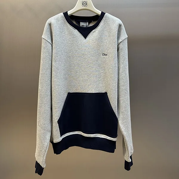 【季節のはじまりにぴったり☆】ディオール 26秋 スウェットシャツ 693J602A3038_C885