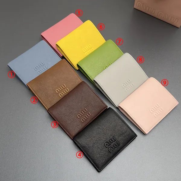 ミュウミュウ ナッパレザー 折りたたみ財布
