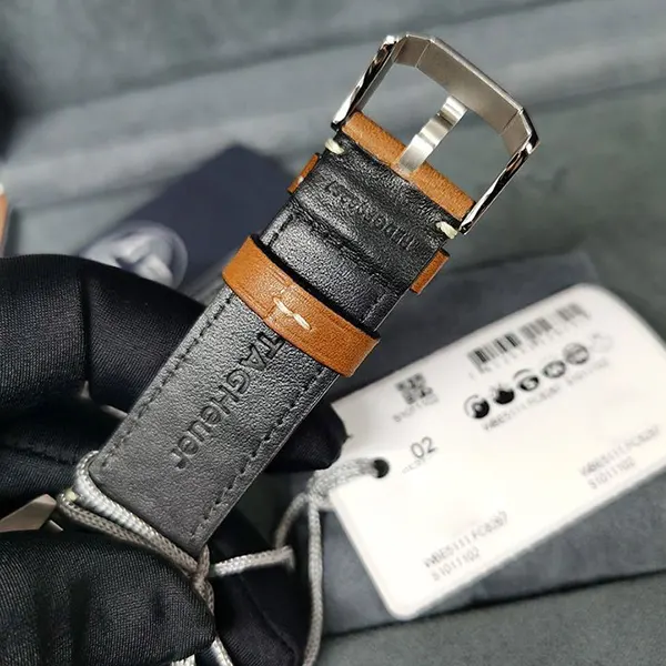 タグホイヤー オータヴィア コピー自動巻ウォッチ 直径 42 mm WBE5111.FC8267