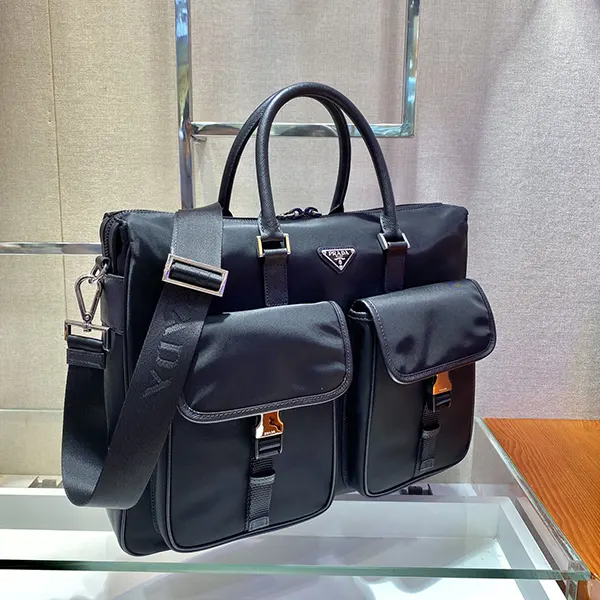 プラダ エクスプローラ Re-Nylon レザー トートバッグ
