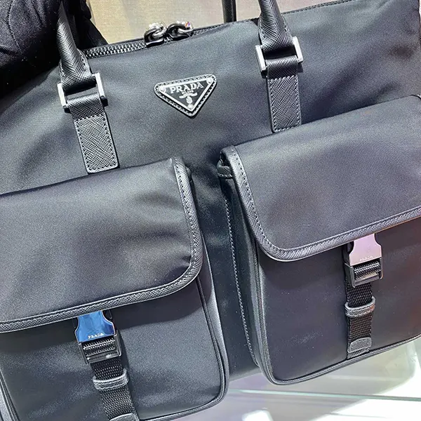 プラダ エクスプローラ Re-Nylon レザー トートバッグ