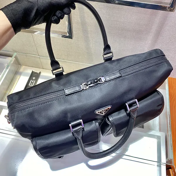 プラダ エクスプローラ Re-Nylon レザー トートバッグ