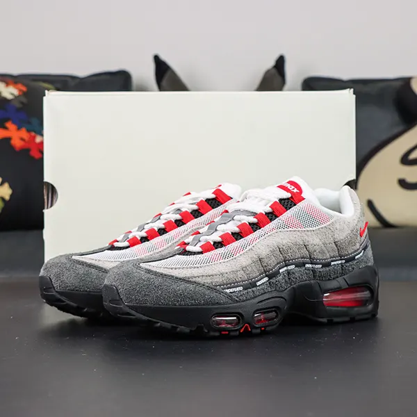ナイキ Air Max 95 アンディフィーテッド ジオ 東京