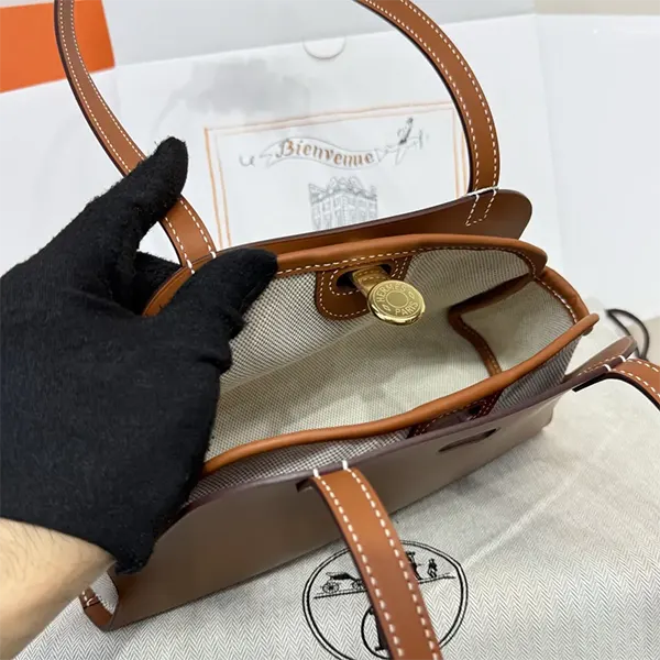 【レザーの洗練美】エルメス ハンドバッグ スーパーコピー タブリエセリエ Tablier H086431CCAA