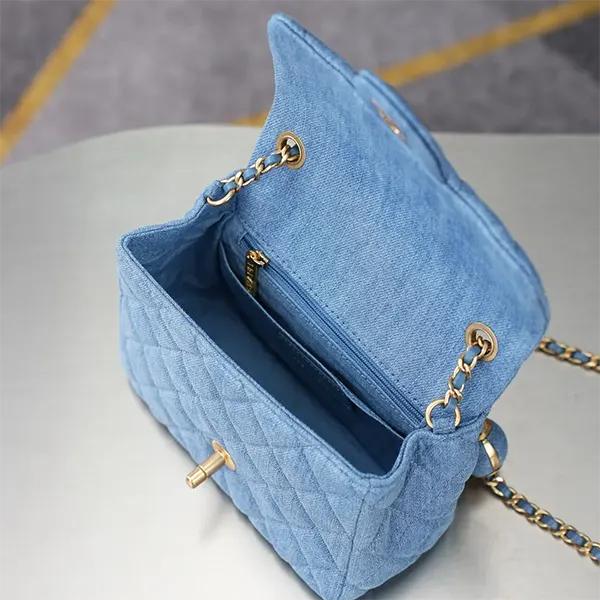 【サイズ感がキュート♡】シャネル デニム ショルダーバッグ スーパーコピー AS1786 B07306 NG353