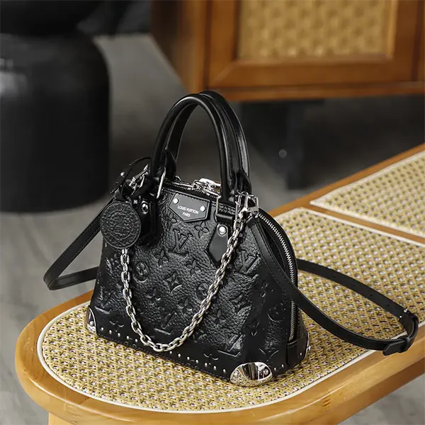 【国内完売】ルイヴィトン アルマBB スーパーコピー バッグ M27812