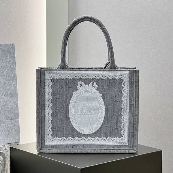 ディオール Book Tote ストラップ付きバッグ スモール M1404PEHS
