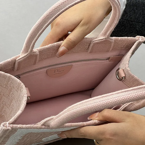 ディオール Book Tote バッグ ミディアム M1354PEHS