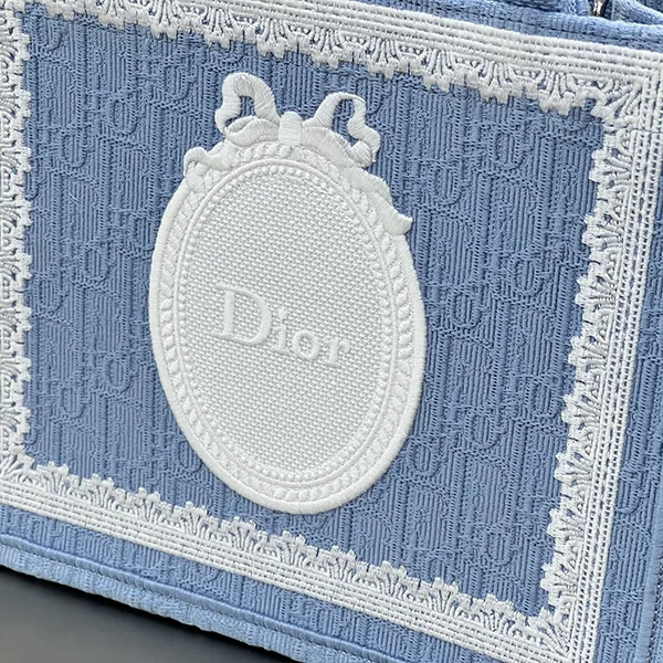 ディオール Book Tote バッグ コピー ミディアム M1354PEHS_M259