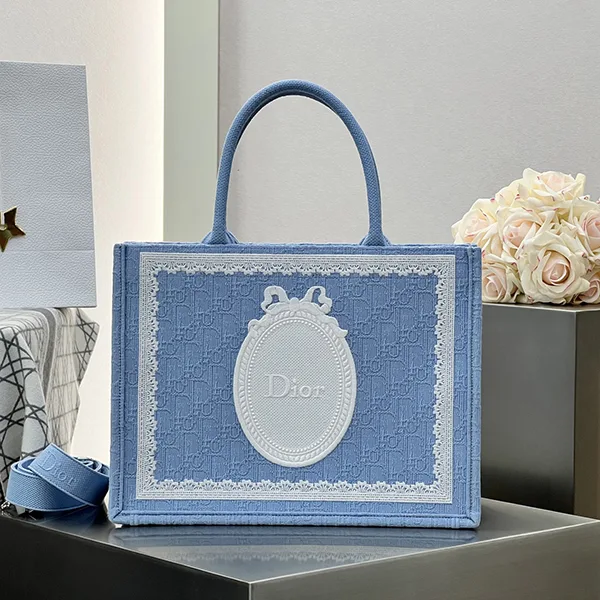 ディオール Book Tote バッグ コピー ミディアム M1354PEHS_M259