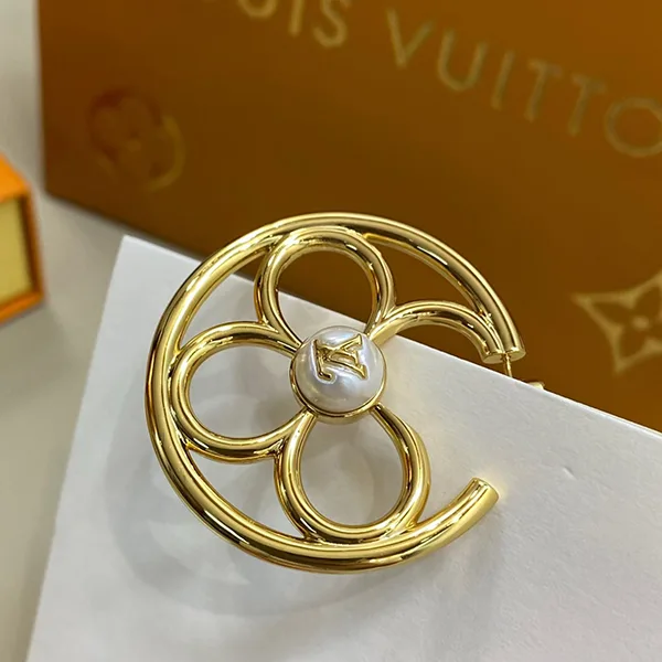 【フェミニン♪】ルイヴィトン★ピアス・LV パーリー フラワー M03870
