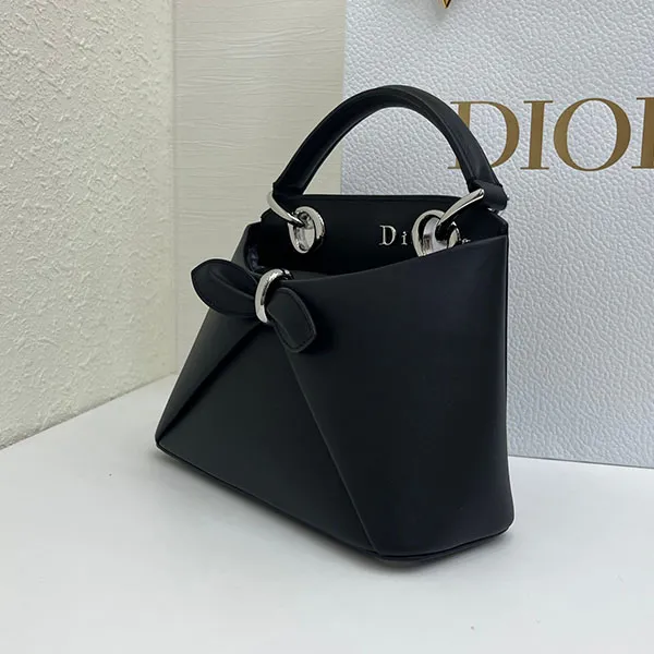 【大注目♡特別モデルです】ディオール スーパーコピー シガール スモールバッグ