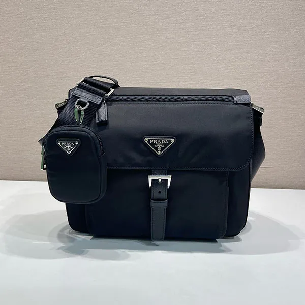 【プラダ】三角ロゴ Re-Nylon ポーチ付き ショルダーバッグ スーパーコピー 1BD994_RV44_F0038
