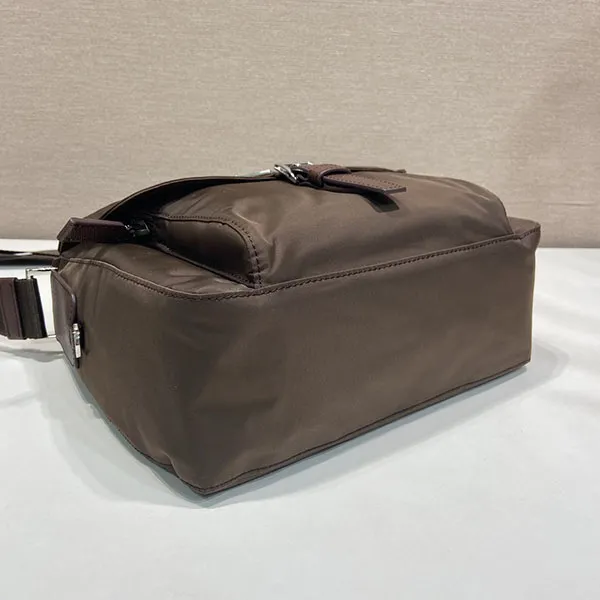 【プラダ】三角ロゴ Re-Nylon ポーチ付き ショルダーバッグ スーパーコピー 1BD994_RV44_F0038